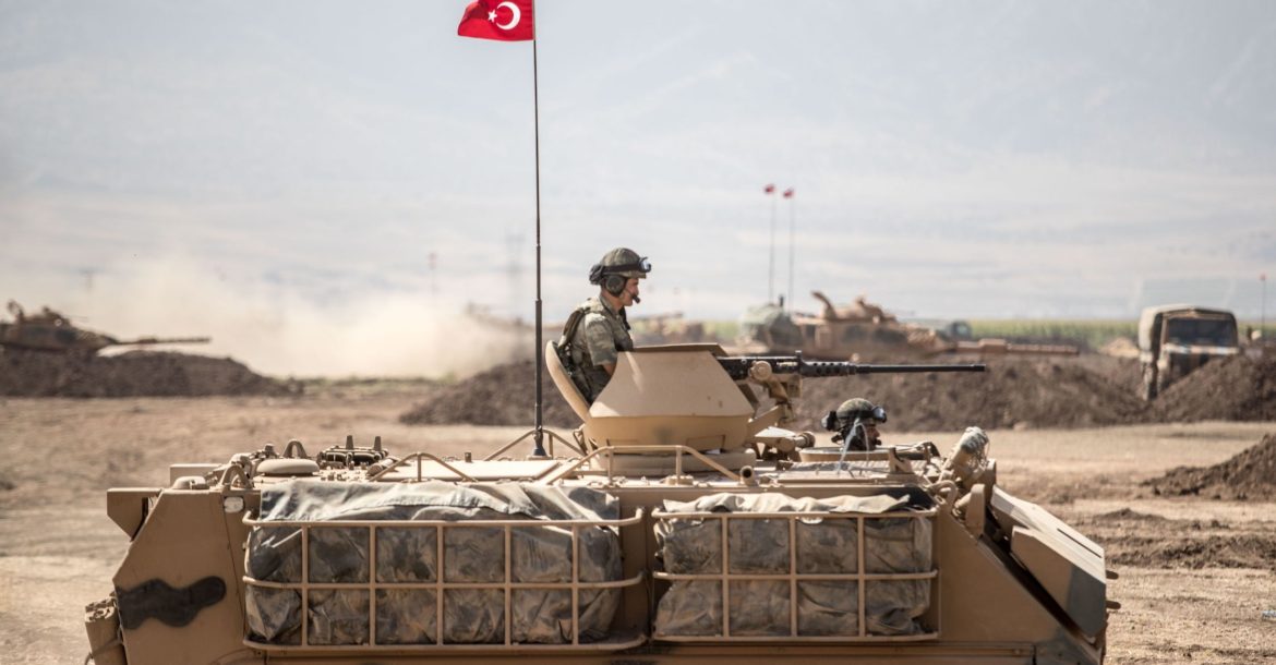 الدفاع التركية تعلن "تحييد" 11 عمالياً في إقليم كوردستان