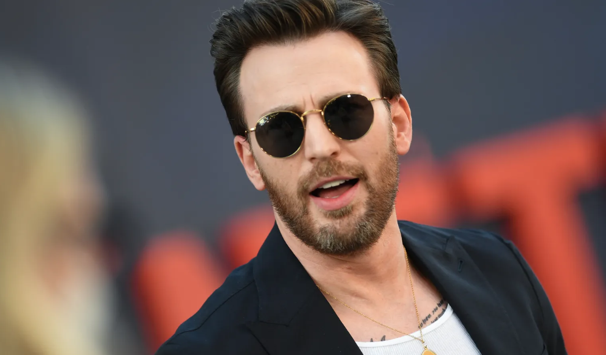  "كريس إيفانز" أكثر الرجال جاذبية على قيد الحياة