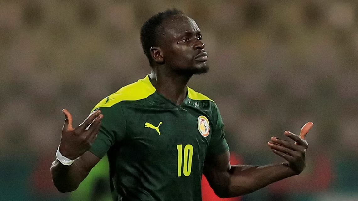 ماني يدفع السنغال إلى الاستعانة بـ"السحرة" لتحقيق معجزة بكأس العالم