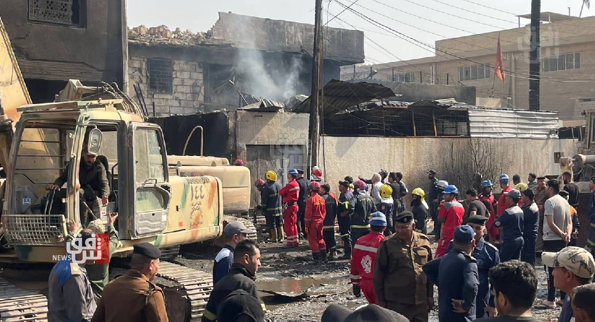 الدفاع المدني يستأنف البحث عن المفقودين بإنهيار مبنى الوزيرية ببغداد