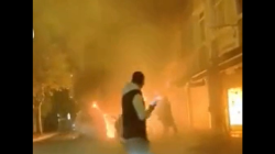  حريق هائل يأتي على طابور سيارات في اسطنبول.. فيديو 