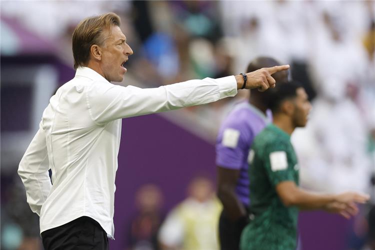 رينارد رغم فوز السعودية المثير: الأرجنتين ستتوج بلقب كأس العالم 2022