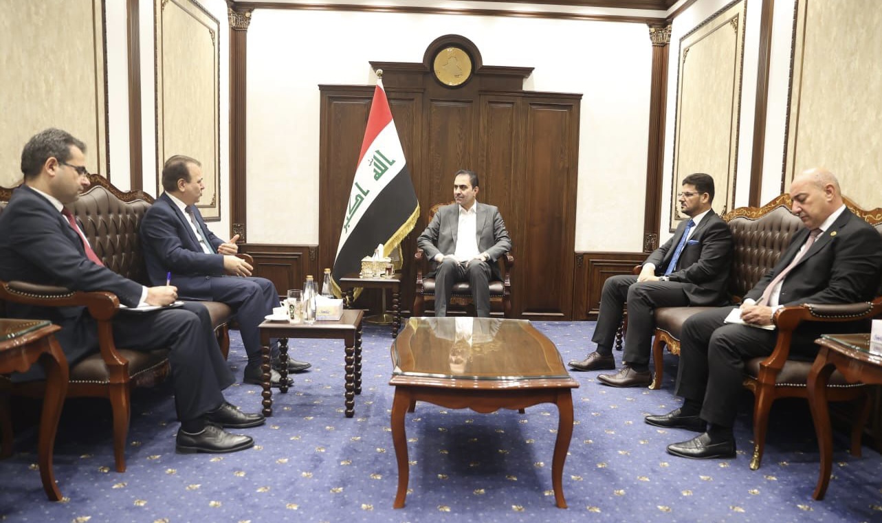 Al-Mandalawi discusses with Lebanon's ambassador reviving +20 dormant MoUs