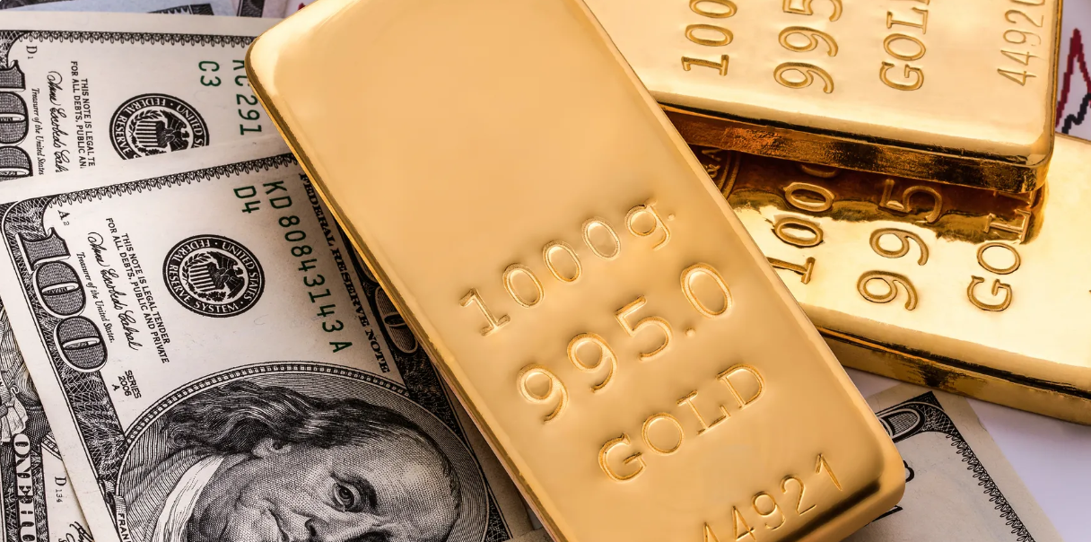 عالمياً.. انخفاض أسعار الذهب مع ارتفاع الدولار