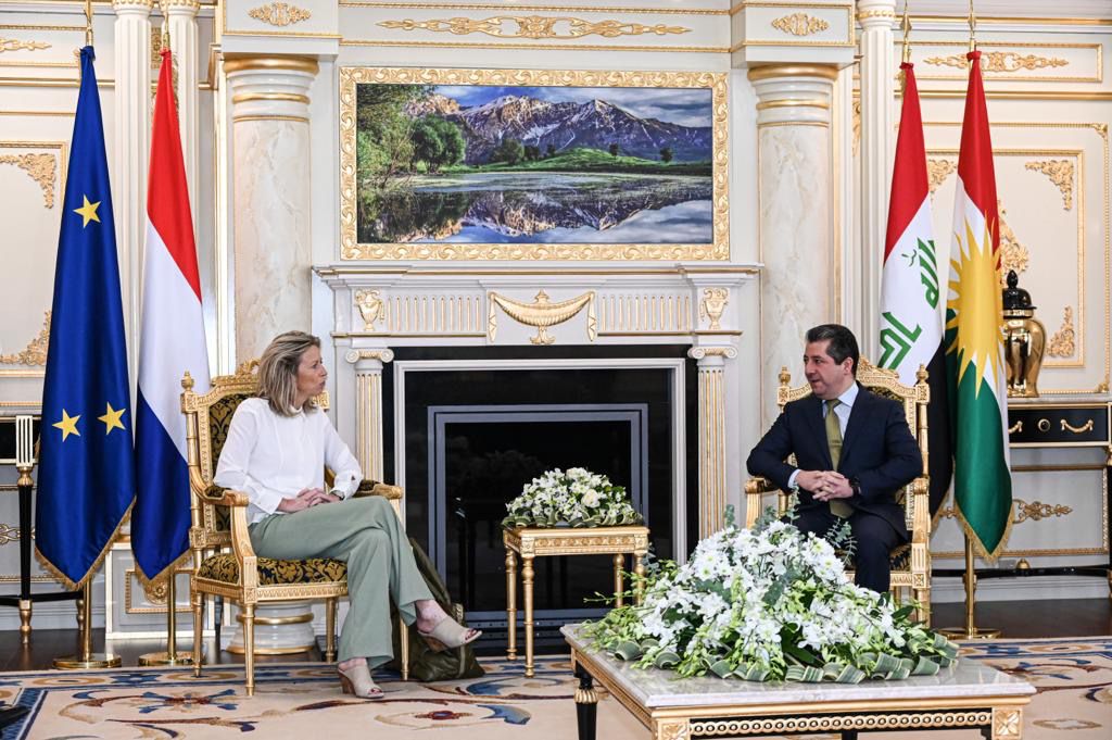 PM Barzani receives Dutch Minister of Defense