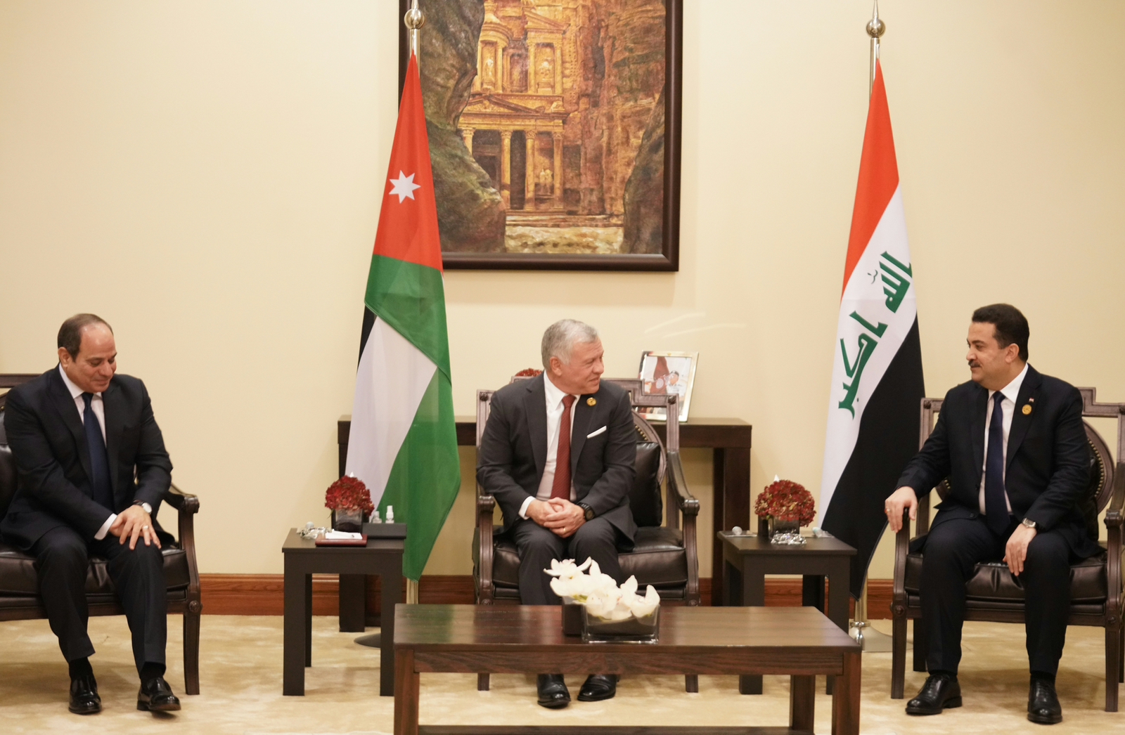 Al-Sudani, al-Sisi, and Abdullah II meet on the sidelines of Baghdad's second conference in Amman
