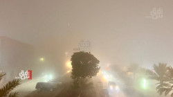 الضباب يعانق بغداد ويحجب الرؤية (صور)