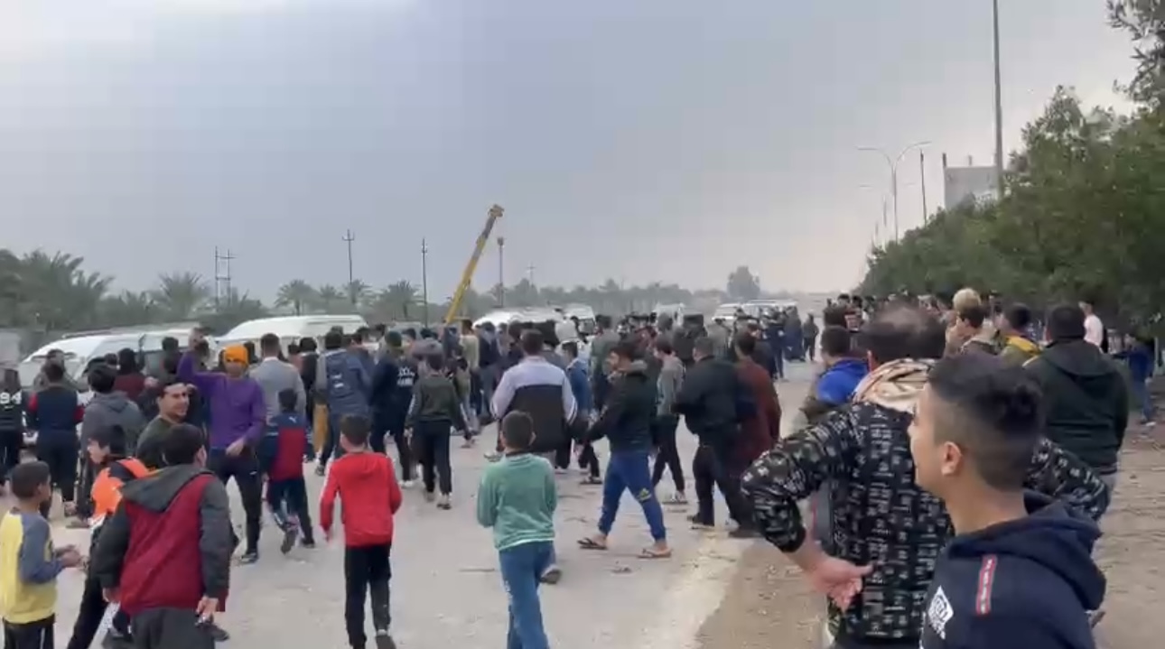 Iraqis in Diyala protest over power cuts amid a cold wave