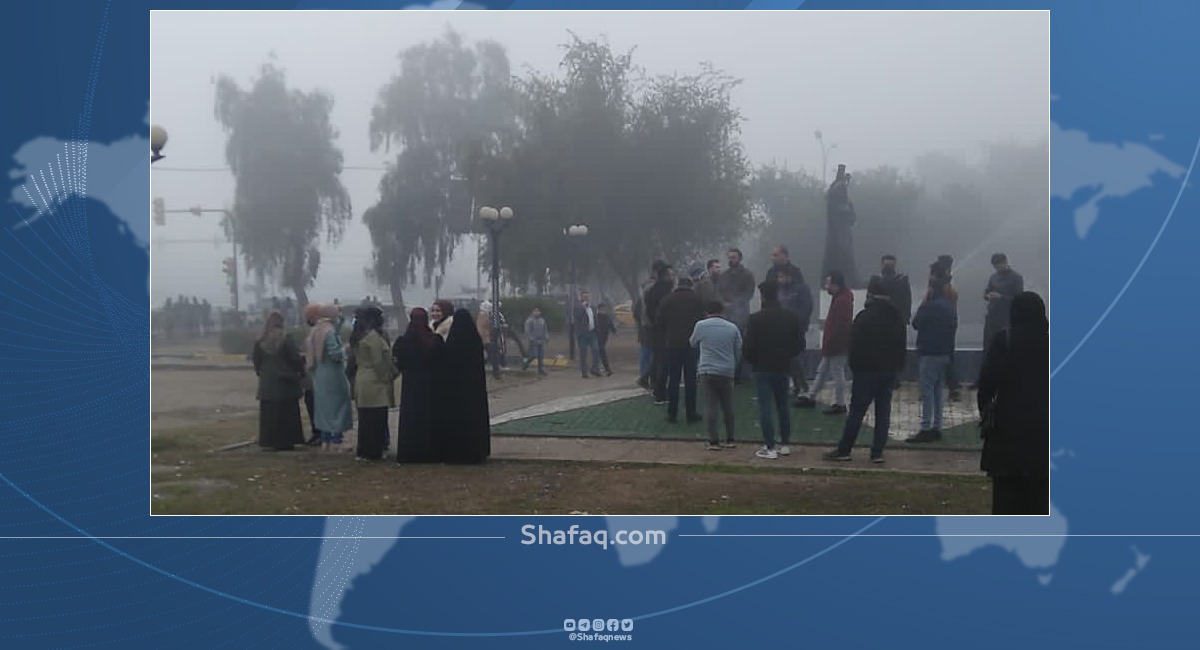 فض تظاهرة من أمام وزارة يؤدي إلى غلق شارع حيوي يؤدي للسفارة الإيرانية ببغداد