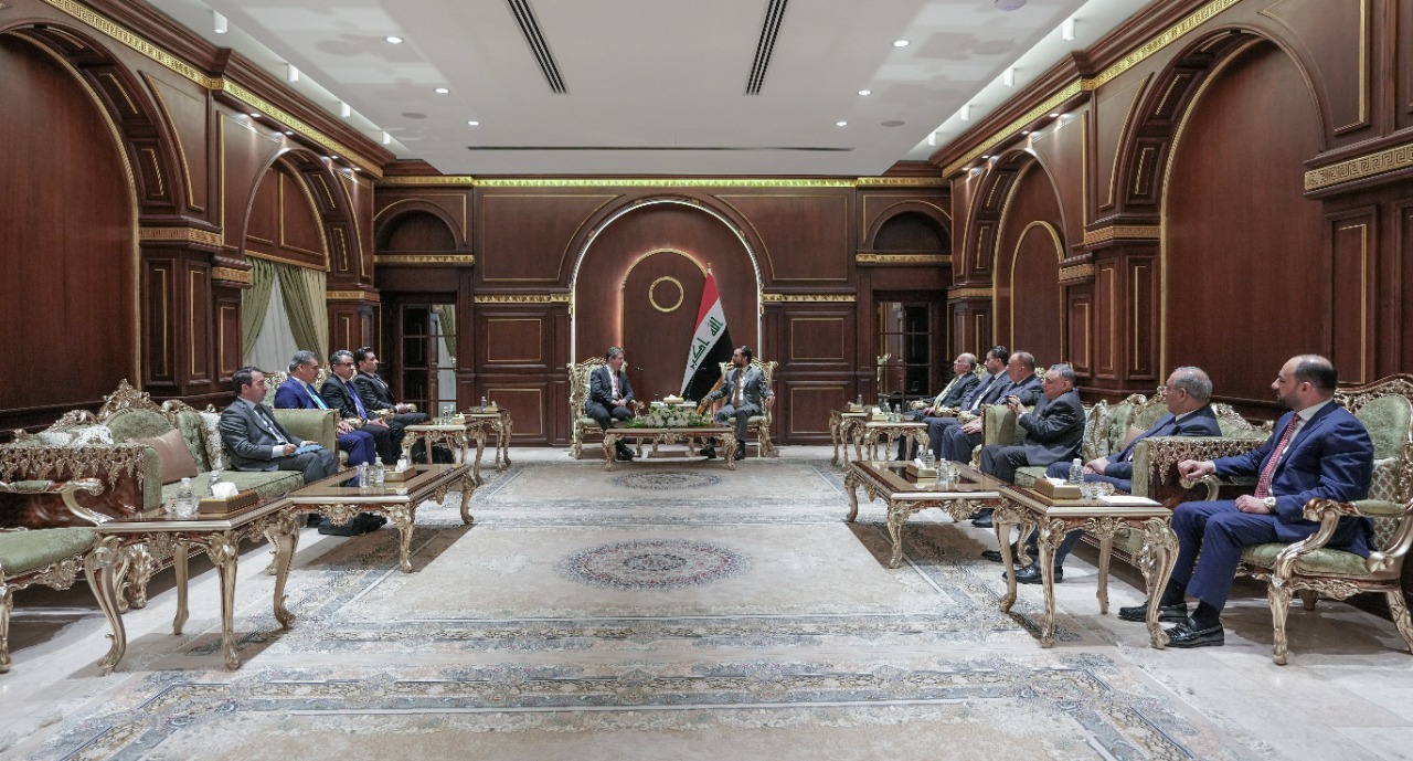 Al-Halboosi meets Prime Minister Barzani in Baghdad