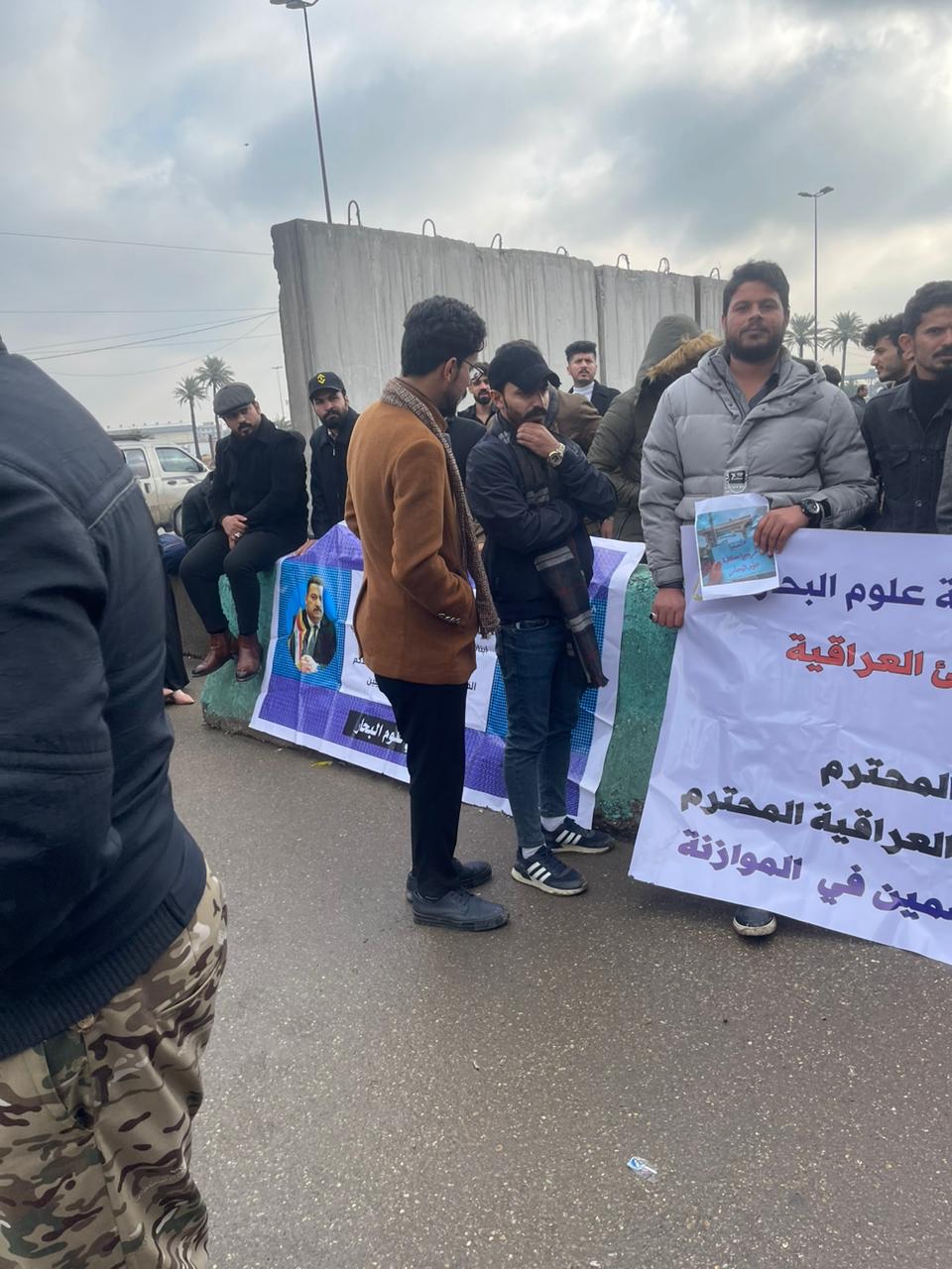 Contract workers, unemployed graduates organize demonstrations in Baghdad, Dhi Qar