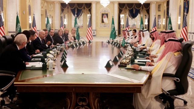 لا حرب ضد الإرهاب بلا إنهاء "الوهابية".. توصيات أمريكية بتتبع السلاح في السعودية