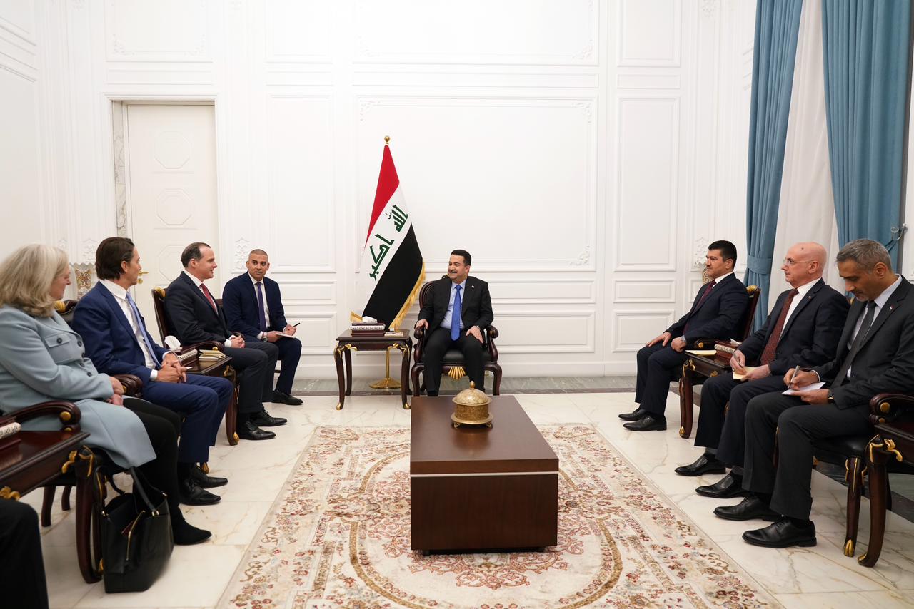 Iraq's PM to Biden's Envoy: the government is open to cooperating with "friendly and brotherly countries"