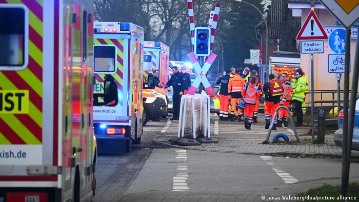 دوافعه مجهولة.. مقتل وإصابة 7 أشخاص بهجوم داخل قطار في ألمانيا