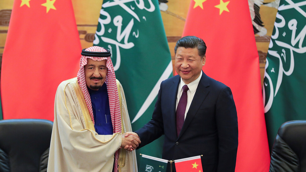 China seeks building China-Gulf free trade zone