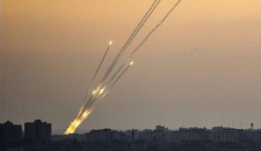 إسرائيل تهدد بالرد بـ50 صاروخاً على كلّ صاروخ ينطلق من غزة