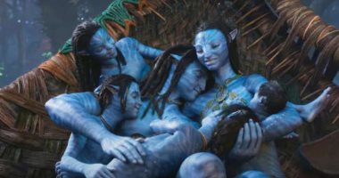 فيلم Avatar: The Way of Water يحقق إيرادات بأكثر من ملياري دولار بعد 7 أسابيع من عرضه
