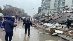 بينهم ضباط .. فريق بحث وإنقاذ عراقي للمساعدة في انتشال العالقين من ركام الزلزال التركي