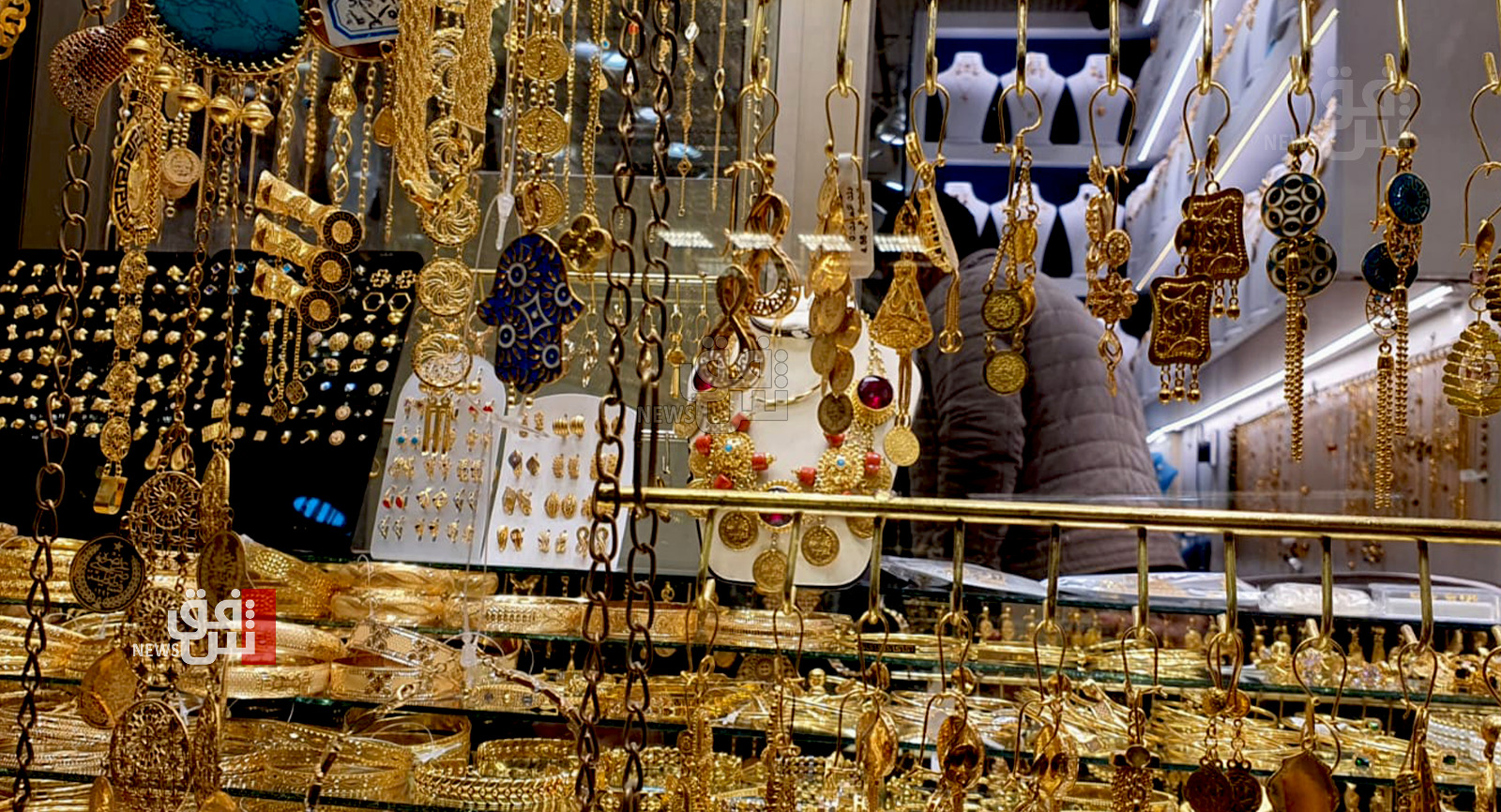 "النساء المستفيد الأول" .. تراجع الدولار يحرّك سوق الذهب في السليمانية (صور)