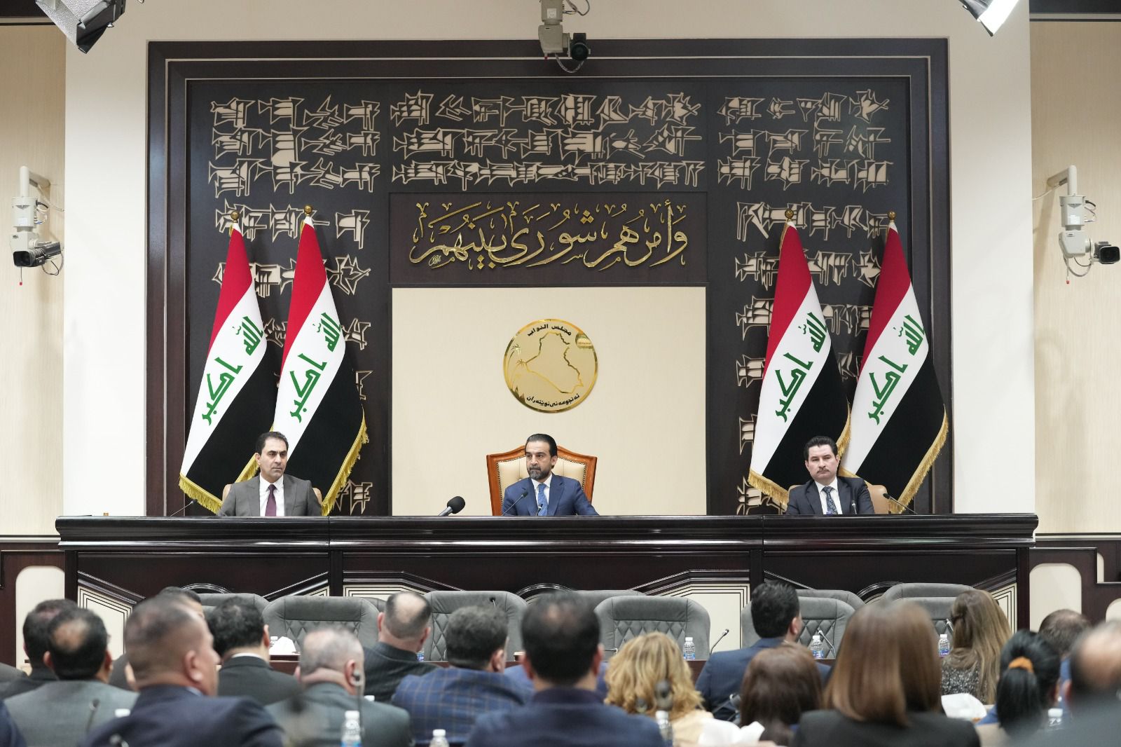تحرك نيابي لمقاضاة رئاسة البرلمان العراقي لارتكابها "مخالفات" باختيار رئاسات اللجان