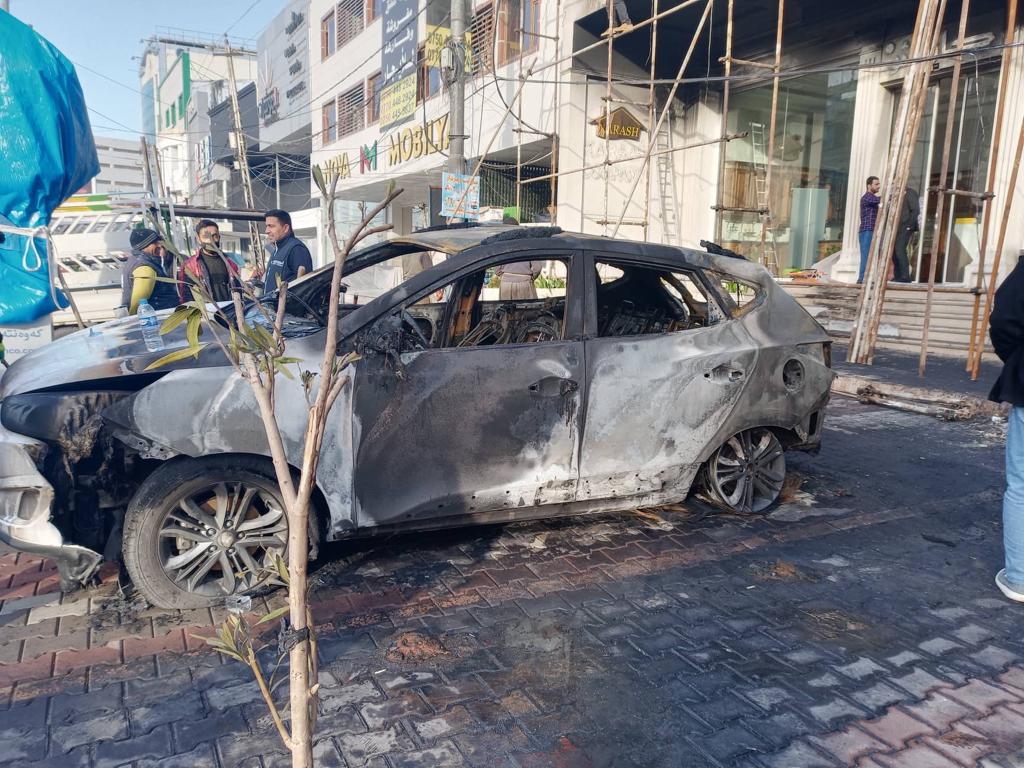 حريق هائل يطال سوقا لبيع اكسسوارات السيارات في أربيل.. صور