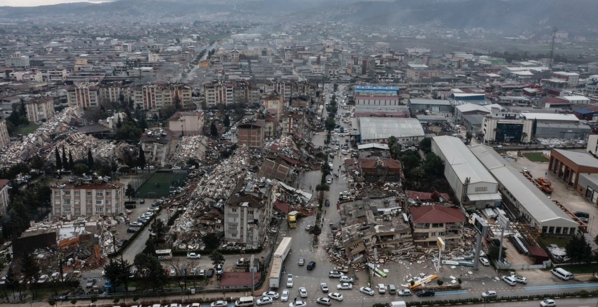 يعادل 500 قنبلة نووية .. إدارة الكوارث التركية : الزلزال هزّ المنطقة دقيقتين