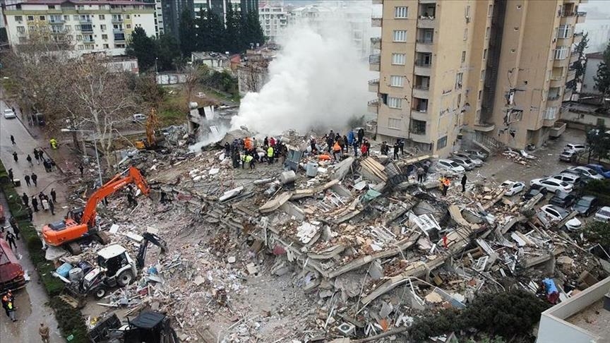 حصيلة غير نهائية.. وفيات الزلزال المدمر  تتخطى 27 ألفاً في تركيا وسوريا