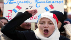 رجل دين بارز لا يعارض خلع المرأة المسلمة لحجابها وفق مبررات