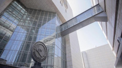 محافظ البنك المركزي للقوات الامنية: نقل الدينار والدولار مسموح به داخل العراق