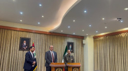 وزير الدفاع العراقي يصل إيران في زيارة رسمية
