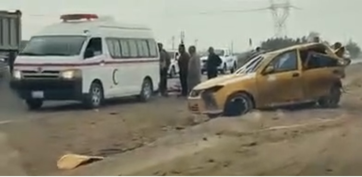 مصرع وإصابة 6 أشخاص بحادث سير مروع جنوبي العراق.. فيديو