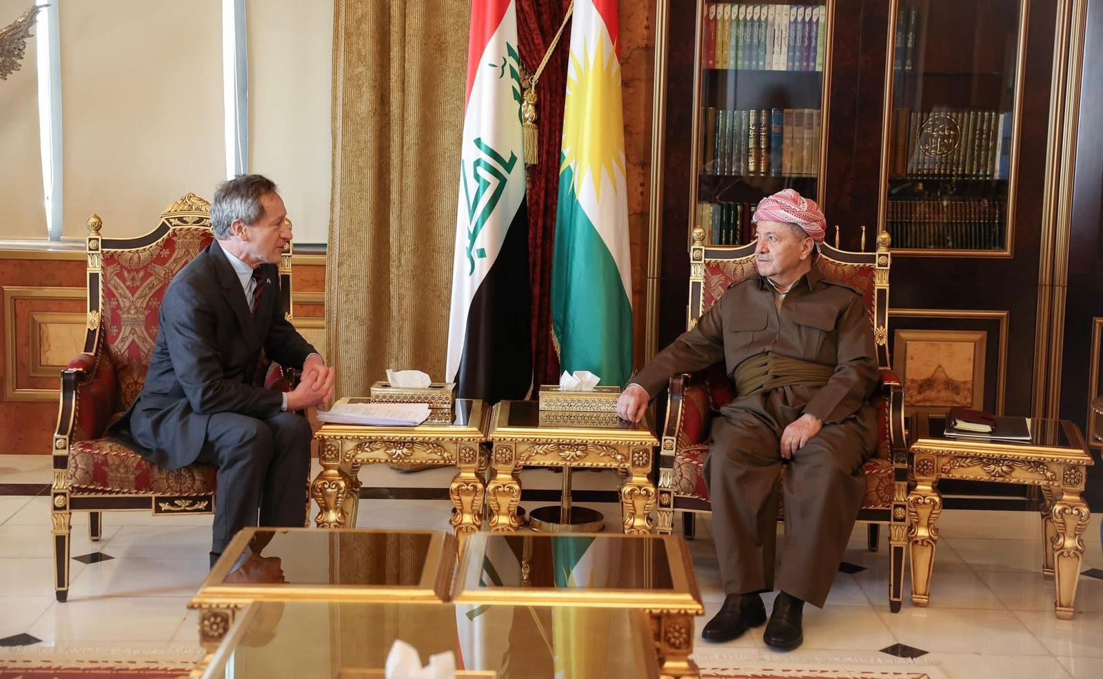 Leader Barzani thanks Paris for being a "vital friend" of the Kurdish people