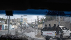 Suicide car bomb kills 2 in Somalia: police