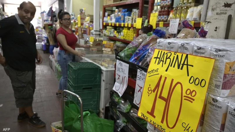 Argentina inflation tops 100% for first time since 1991