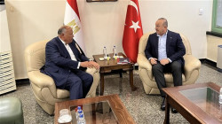 وزير الخارجية المصري يقول إنه بحث مع نظيره التركي الأوضاع في عدة دول بينها العراق