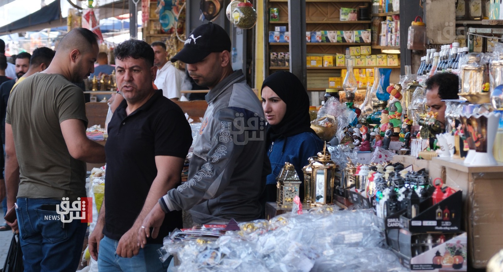 رمضان ينعش حركة التبضع في أكبر مركز تجاري بالعراق (صور)
