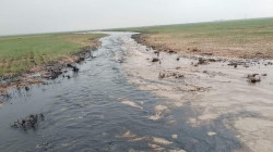 السيول تجرف بقعاً نفطية الى الاف الدوانم الزراعية في صلاح الدين