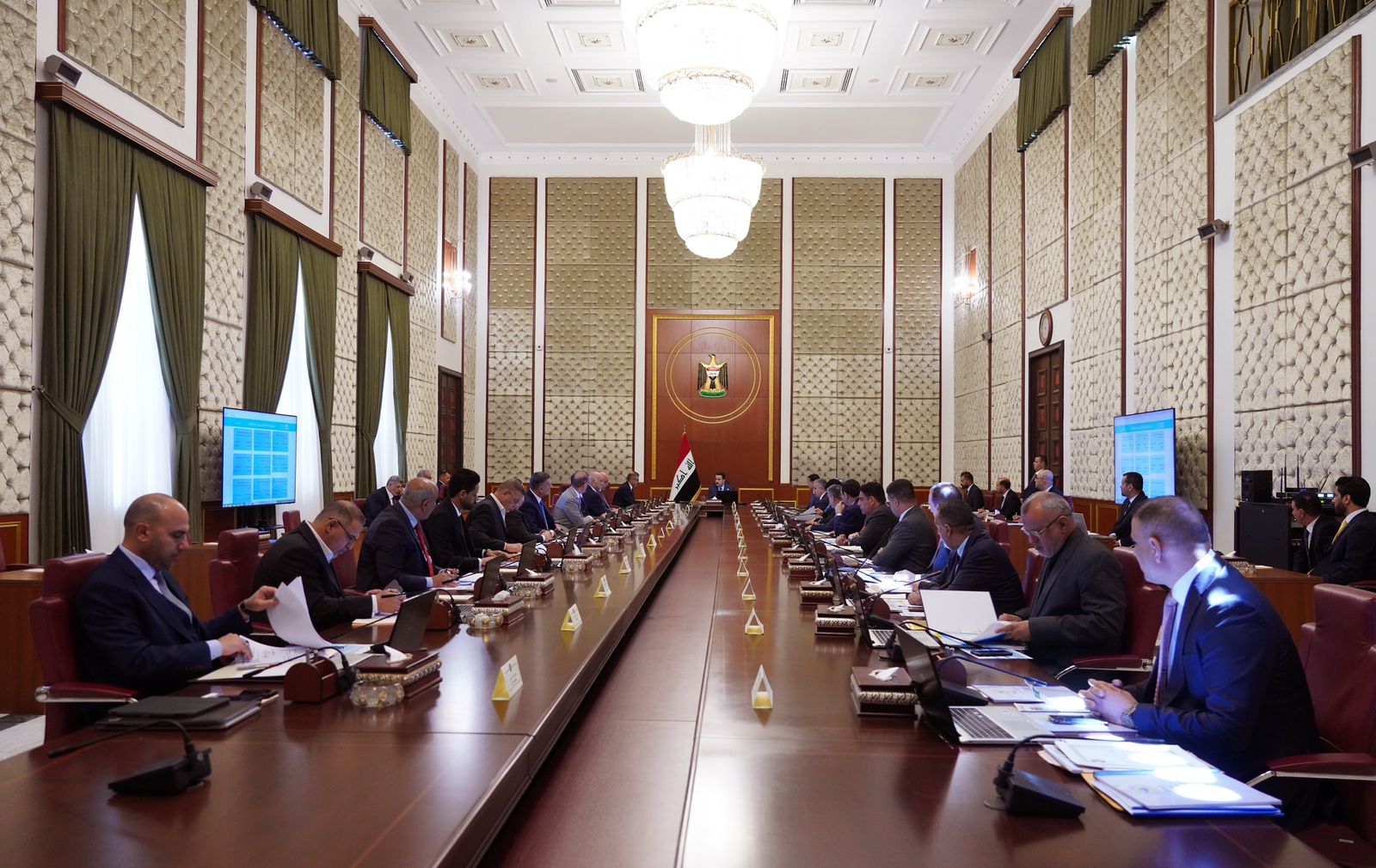 اجتماع  للتنسيق بين المحافظات برئاسة السوداني يصدر 7 قرارات ويصوت على اثنين