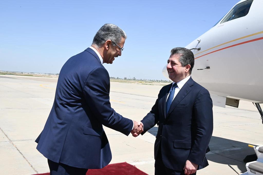 مسرور بارزاني يصل إلى بغداد للإعلان عن الإتفاق النهائي لاستئناف تصدير نفط كوردستان