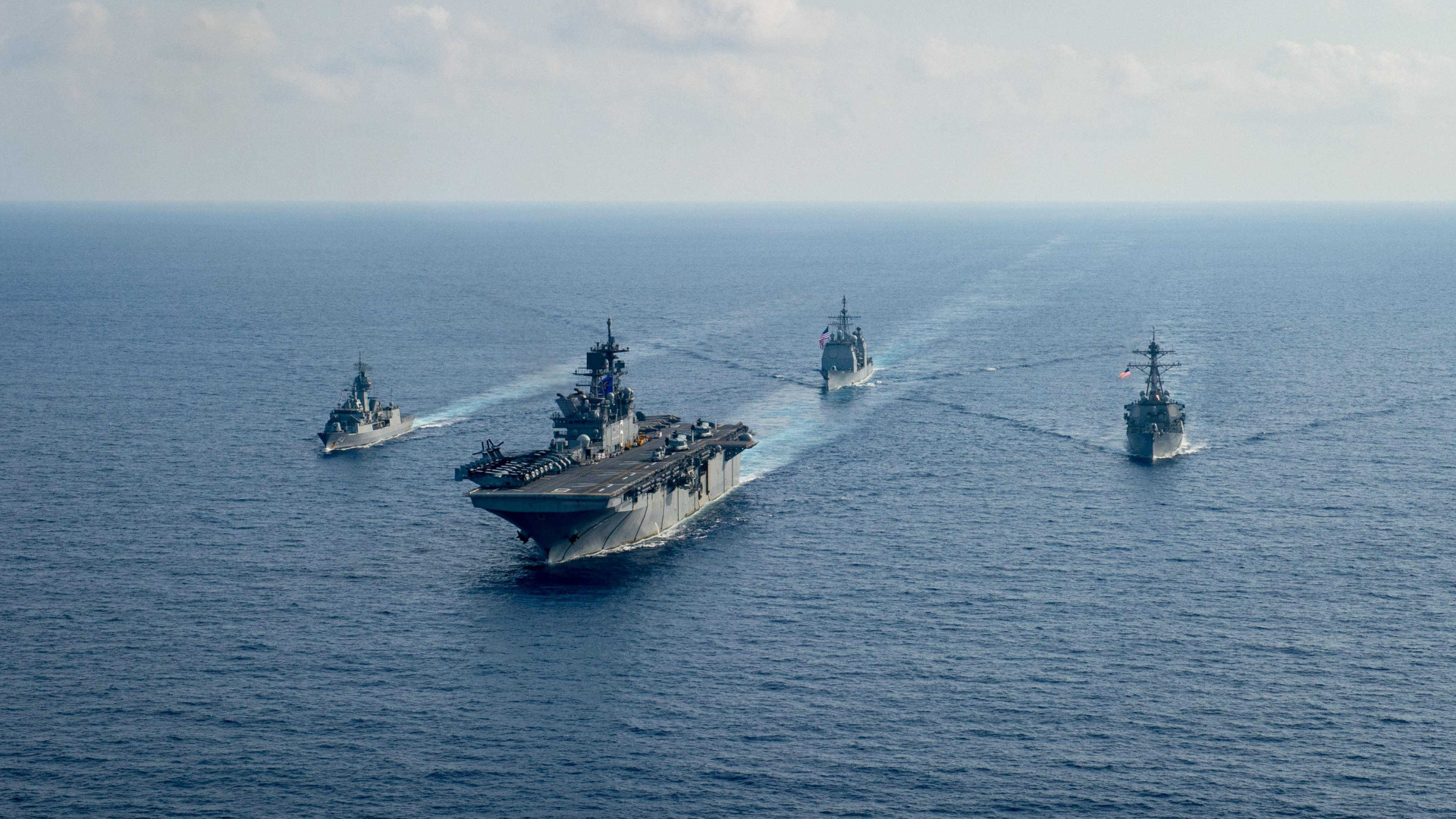 تايوان ترصد 9 سفن حربية صينية في محيطها