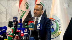 وزير عراقي يقاضي مطعما "استغل وجوده فيه لأغراض دعائية"