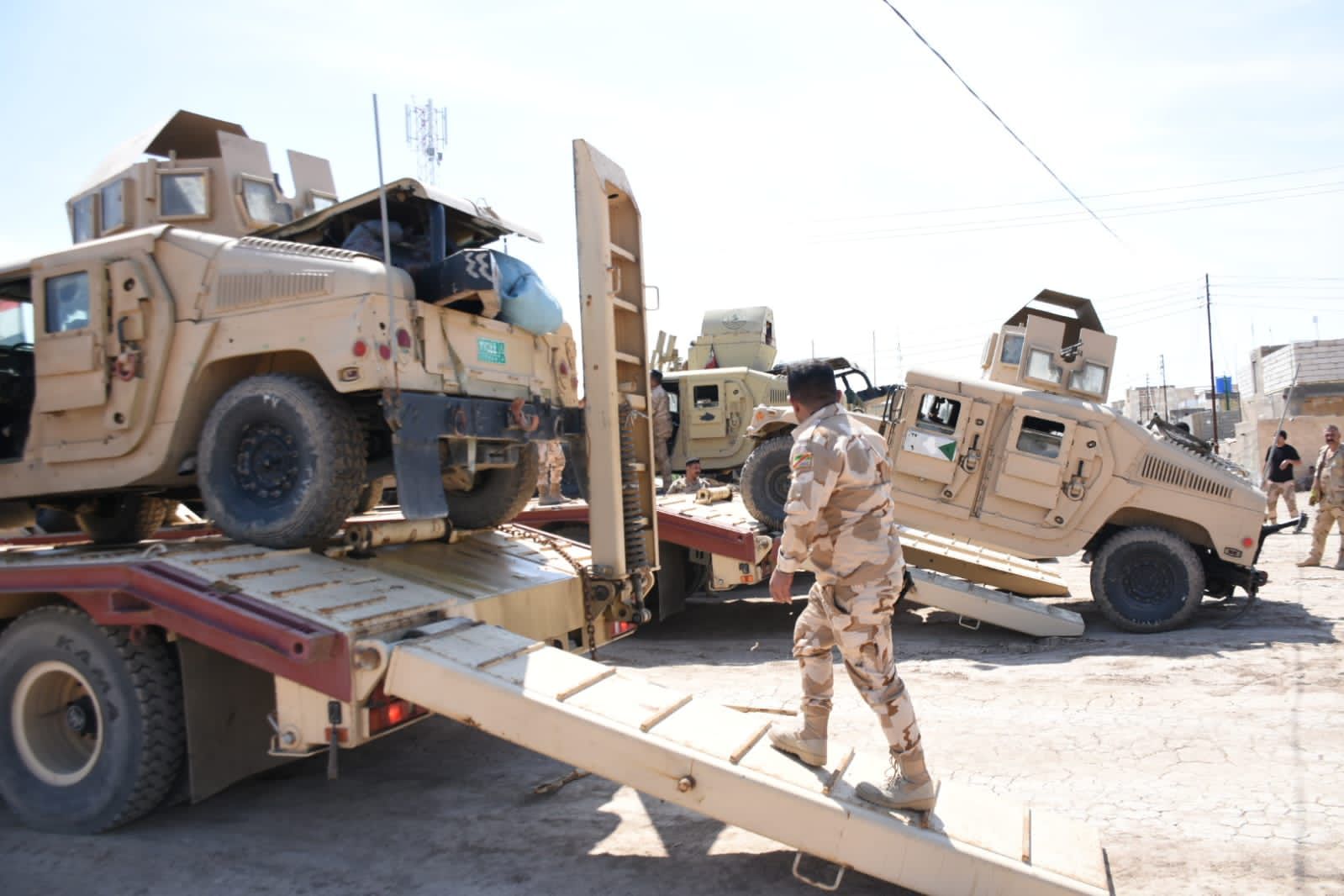 قوة عسكرية قادمة من بغداد تصل لذي قار لإنهاء النزاع المسلح وبسط الأمن (صور + فيديو)