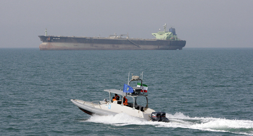 الحرس الثوري الإيراني يعلن فرض سيطرته على مياه الخليج
