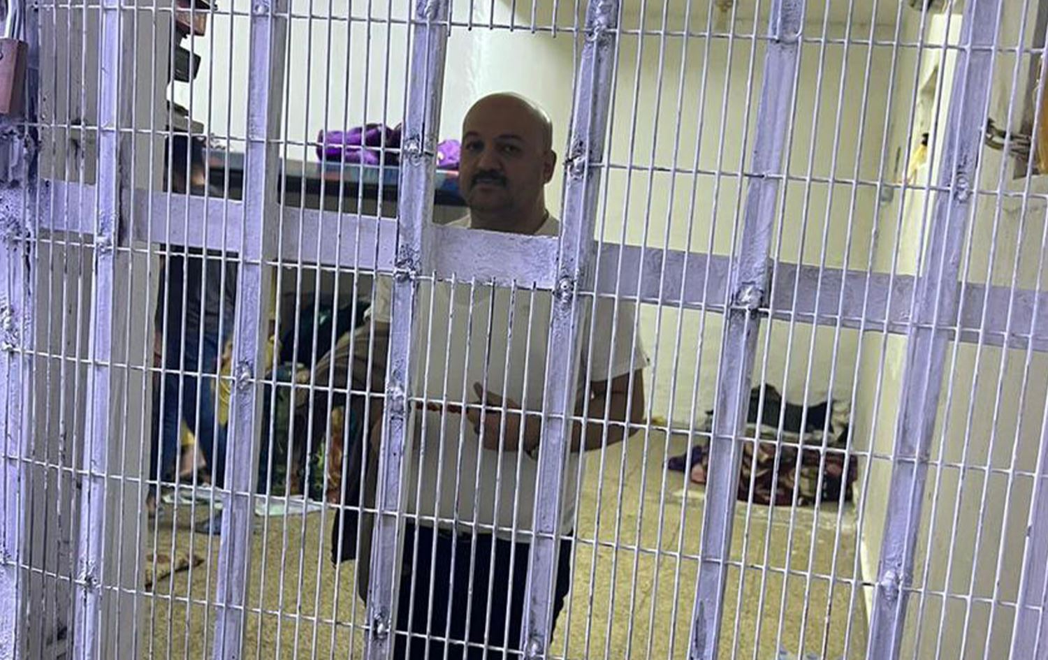 القضاء العراقي يرفع إشارة الحجز عن 43 عقاراً للمتهم الأول بسرقة القرن (وثائق)