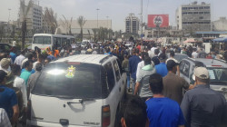 سخط من "التسويف".. الموظفون العراقيون يجددون تظاهراتهم لتعديل سلم الرواتب (صور)