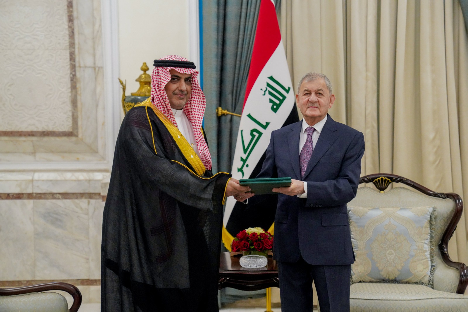 الرئيس العراقي يتلقى دعوة رسمية لحضور القمة العربية في السعودية
