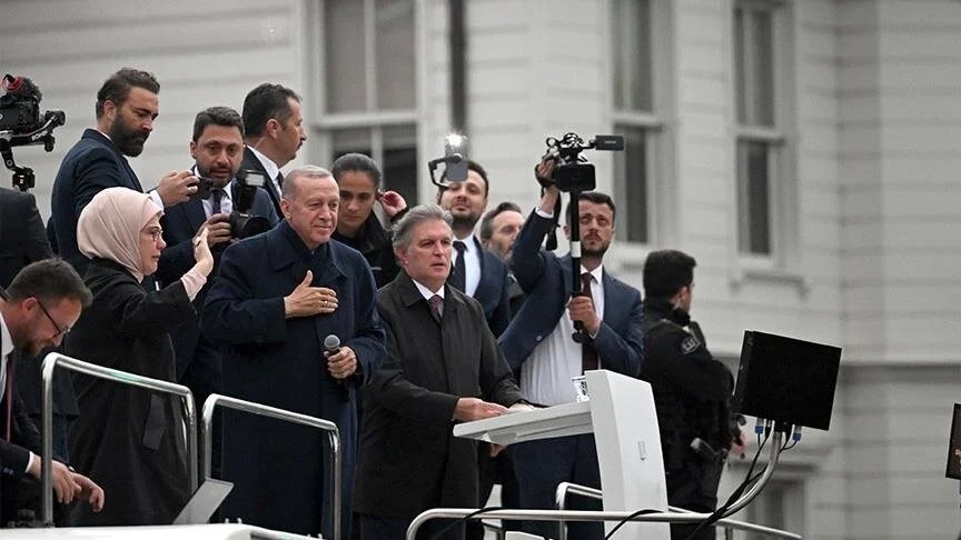أردوغان في خطاب النصر يقول إن "المسيرة المقدسة لن تتعثر" وكليتشدار يصف الانتخابات بغير العادلة