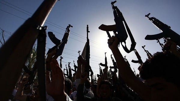 على خلفية مقتل شخص ببغداد.. اندلاع اشتباكات مسلحة بين أبناء قبيلة واحدة جنوبي العراق