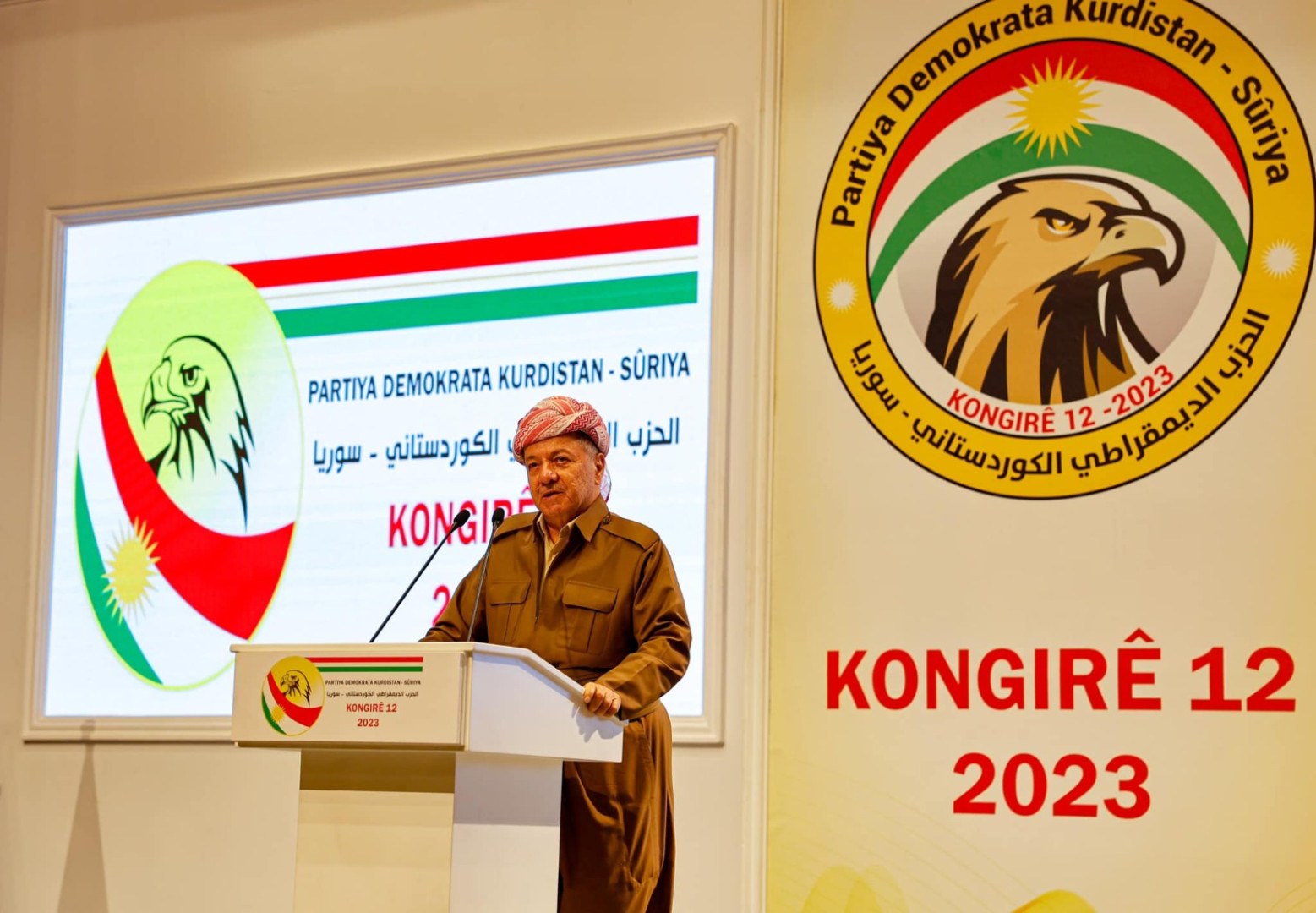 Kurdish Leader Barzani Urges Syrian Kurds to Unify and Strengthen Alliances