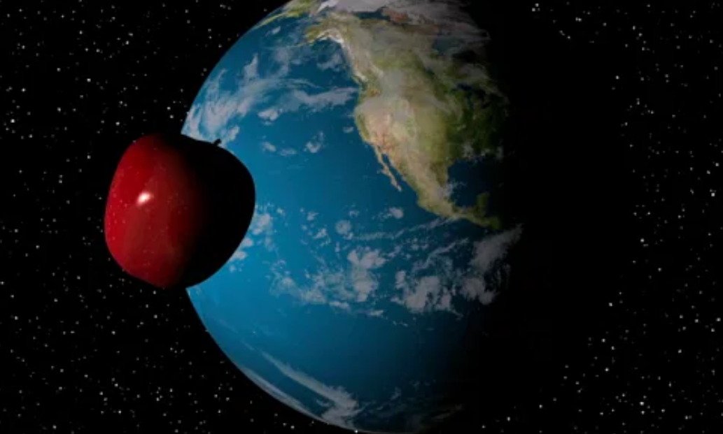 "ماذا  لو شاهدها نيوتن".. تفاحة تسبح في الفضاء (فيديو)
